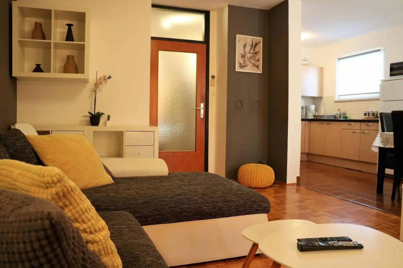 Maisey Apartment Fažana