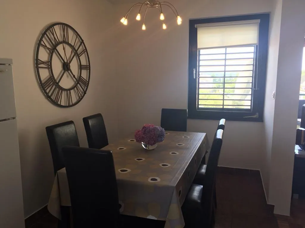 Maisey Apartment Fažana Hırvatistan